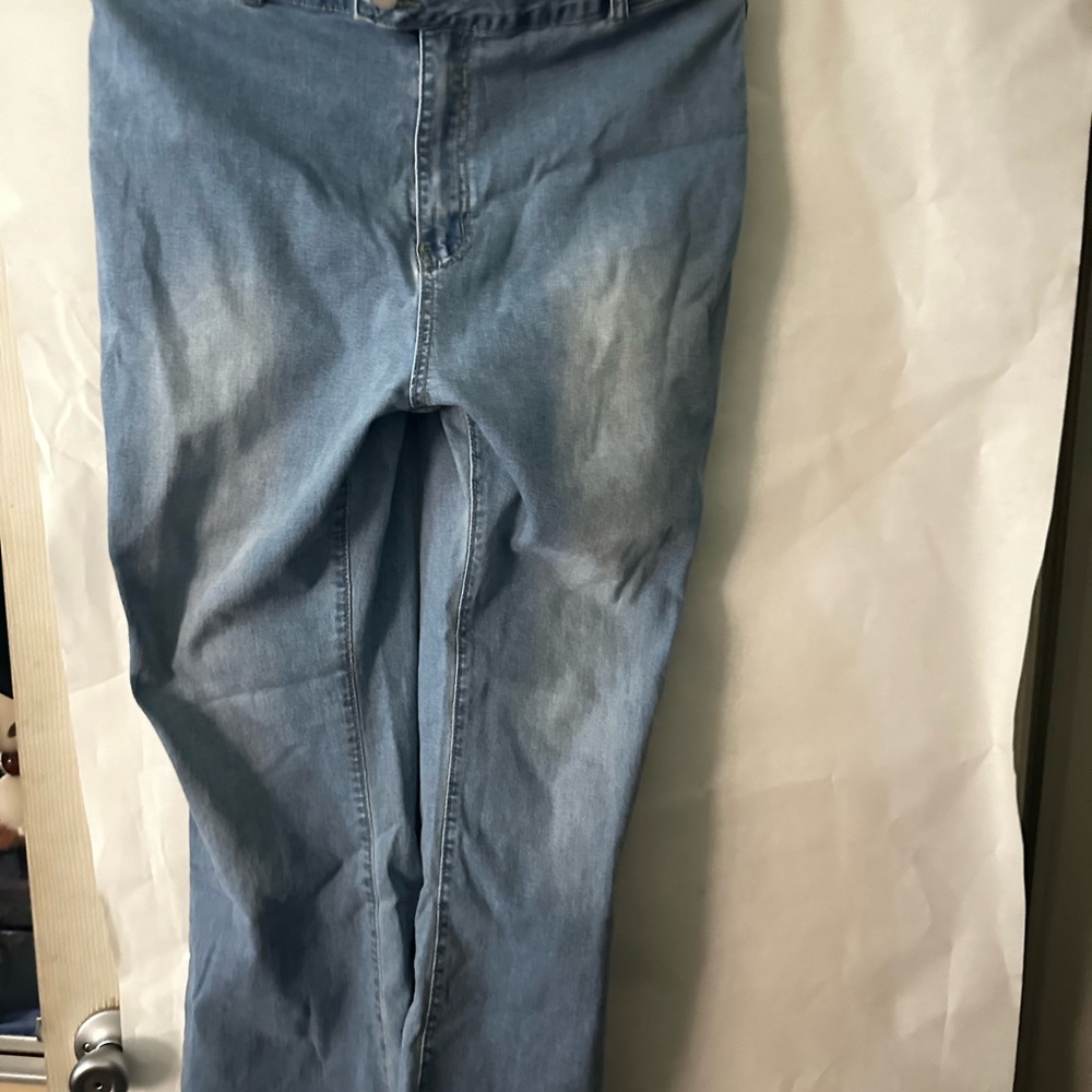 Woman’s Jeans